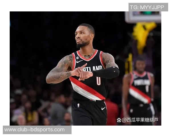 豪泽三分球表现出色感受良好每次出手都充满信心展现最佳状态 豪泽三分球表现出色感受良好每次出手都充满信心展现最佳状态