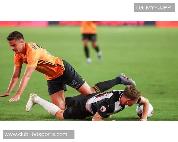 徐彬谈球队目标每场比赛全力争胜吃再多苦也值得 徐彬谈球队目标每场比赛全力争胜吃再多苦也值得